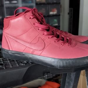 Nike SB bruin Leo Baker x orange label